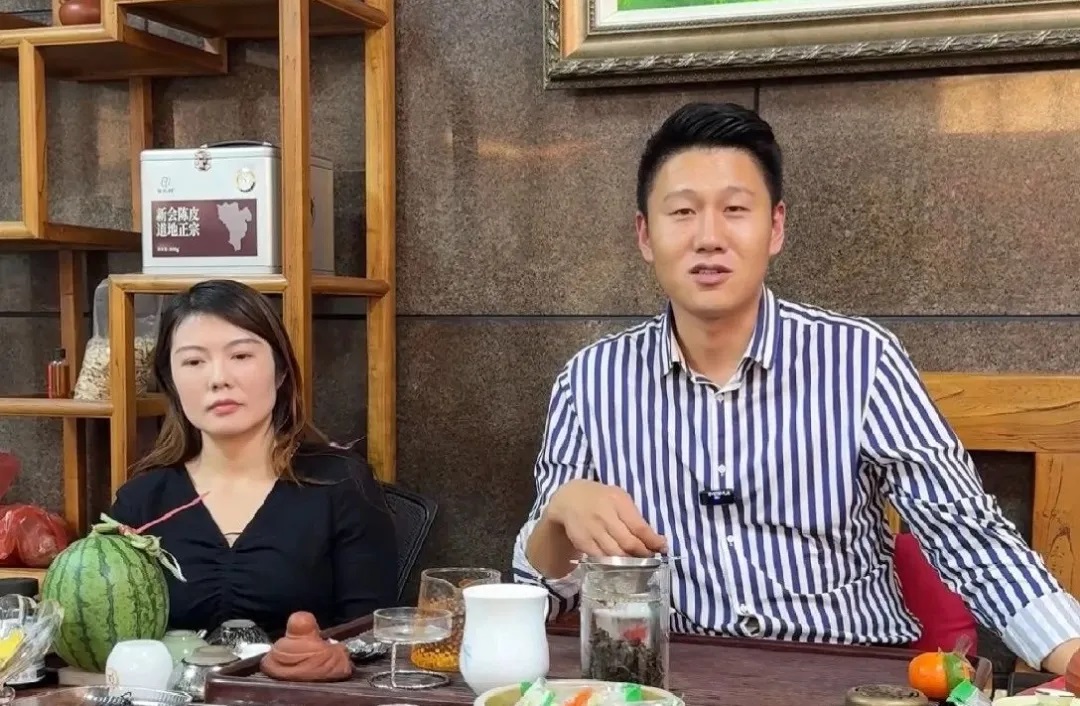 90后夫妻創(chuàng)業(yè)傳奇，四年能賺五套房，背后原因揭密！